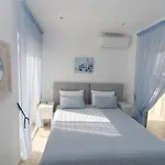 Riomar Penthouse アパート